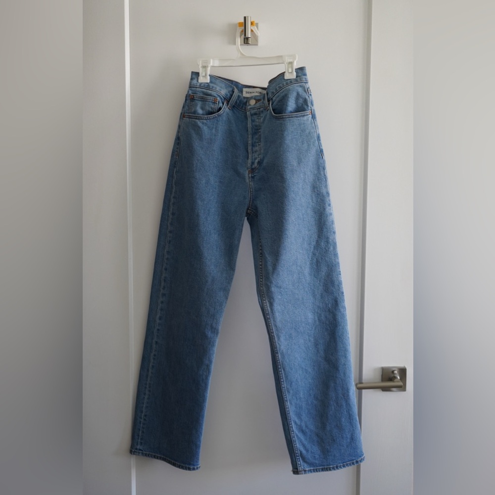 Aritzia Denim Forum Arlo Hi-Rise Straight Jean in Vintage Blue Bottle